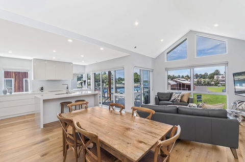 Absolute - Your Accommodation 0