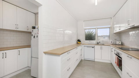 ABSOLUTE BEACHFRONT - FRANKSTON - Your Accommodation 2