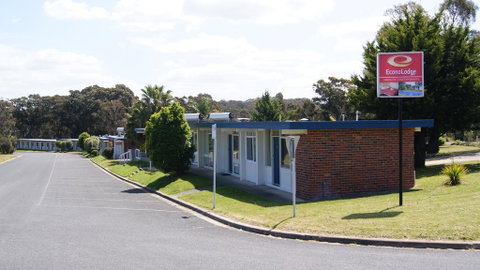 Absolute Lakes Entrance Motel - Your Accommodation 2