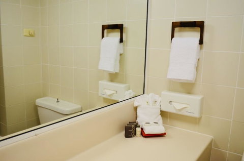 Acacia Court Hotel - Your Accommodation 3