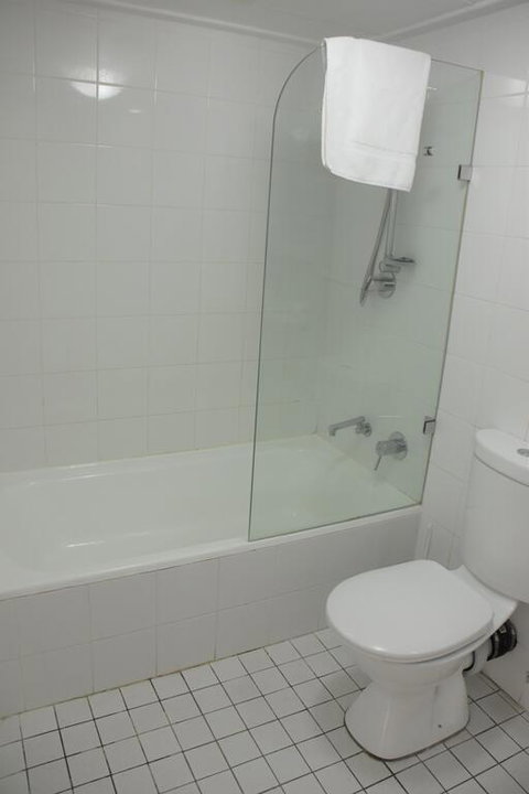 Accommodation Sydney City Centre - Hyde Park Plaza Park View College Street Studio Apartment - Your Accommodation 3