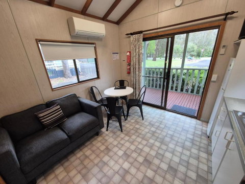 Eagle Point Caravan Park - Your Accommodation 0