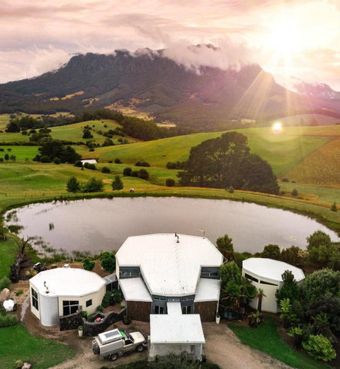 Eagles Nest Retreat - Your Accommodation 0