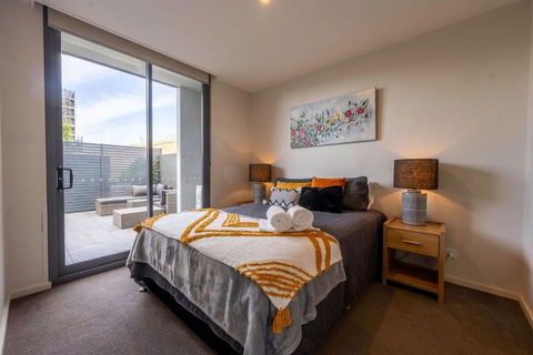 Eastside Apartment - Your Accommodation 1