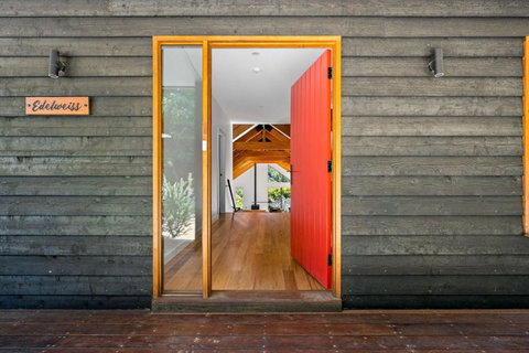 Edelweiss - Your Accommodation 4