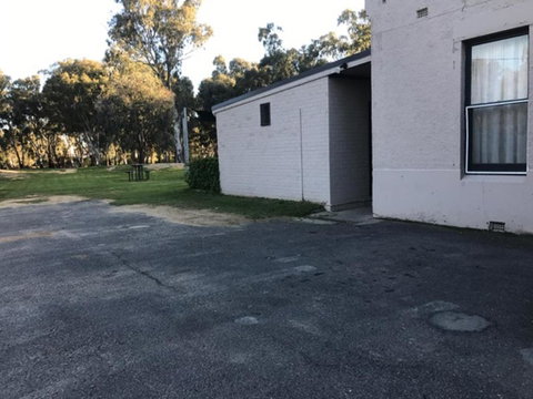 Edward River Hotel - Your Accommodation 1