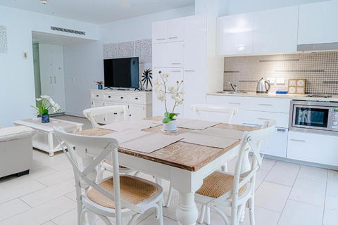 DRIFT PALM COVE- Private 2 Bed -Apartment 2204 - Your Accommodation 1