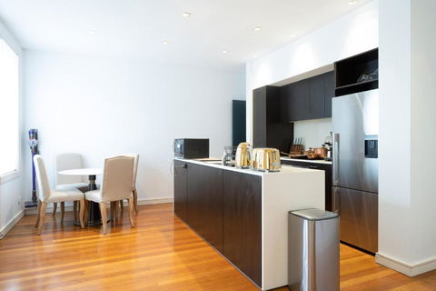 Eggie\'s Nest - Luxury City Apartment - Your Accommodation 1
