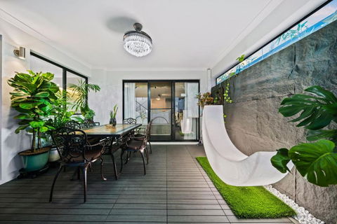 Equitice Winter Moonlight Villa - Your Accommodation 3