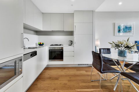 Fabulous Corporate Apartment Macquarie Park M907 - Your Accommodation 1