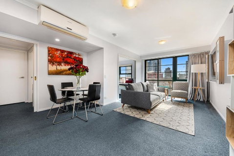 Family Unit With Balcony, Free Trams To CBD Sights - Your Accommodation 2