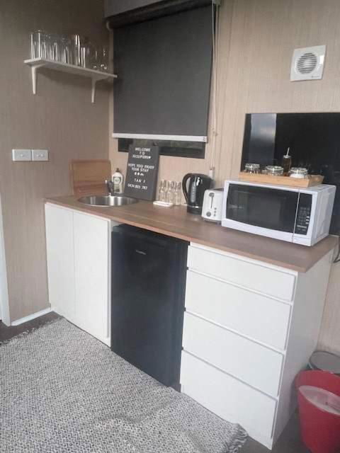 Fassifern Tiny House 1 By Tiny Away - Your Accommodation 3