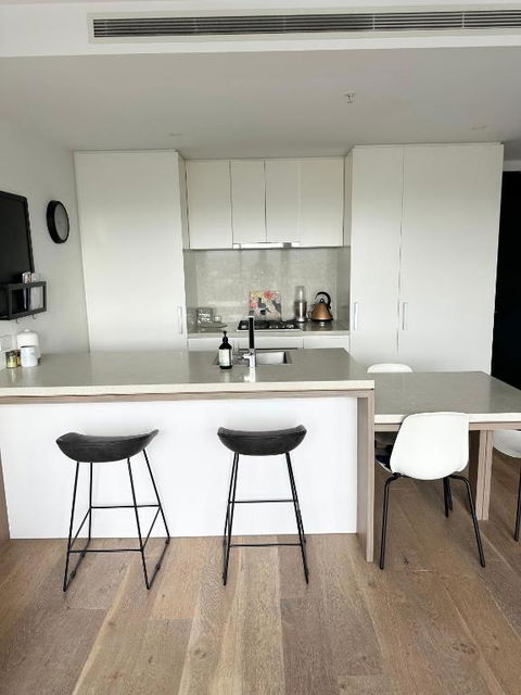 FV Peppers 1 Bedroom Apartment - Your Accommodation 1