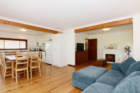 GERR14C - Salty Dog - Your Accommodation 1