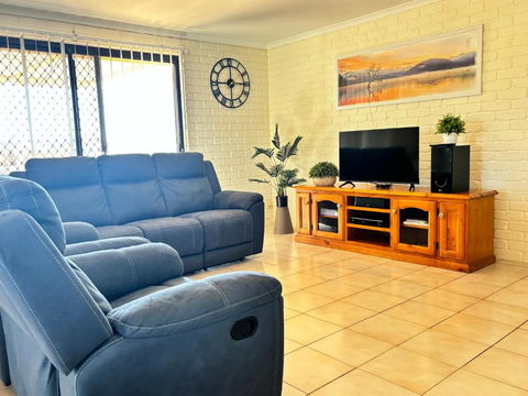 Golden Sunset-Shark Bay Denham - Your Accommodation 0