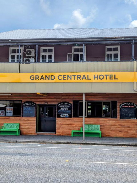 GRAND CENTRAL HOTEL PROSERPINE - Your Accommodation 2