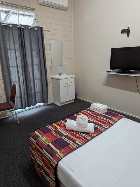 GRAND CENTRAL HOTEL PROSERPINE - Your Accommodation 3