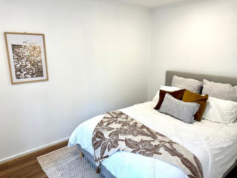 Guest House On The Park - Your Accommodation 4