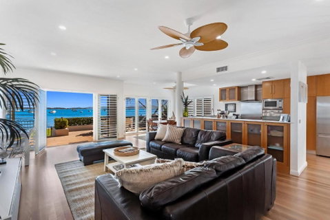 H3 Port Stephens - Your Accommodation 3