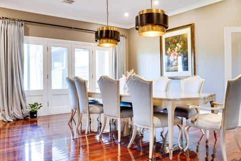 Heritage Holiday House No.15 - Your Accommodation 0