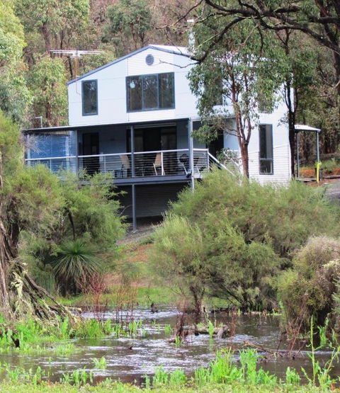 Hidden Grove Retreat - Your Accommodation 0