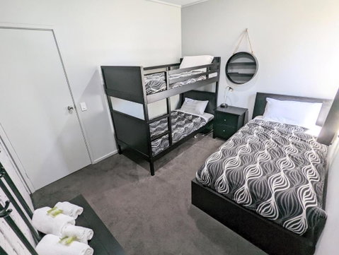 Homestead Motor Inn & Apartments - Your Accommodation 2
