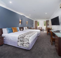 Hyde Park Inn - Your Accommodation