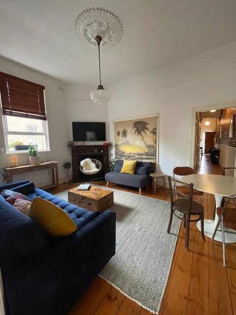 Iconic Lygon Street Home - Your Accommodation 1