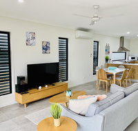 AIRLIE BEACH Delight. Hop skip jump to everything - Your Accommodation