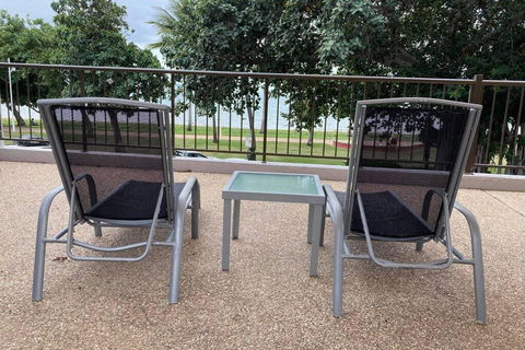 All In 500 Aud Weekly Beachfront The STRAND Studio Apartment - Your Accommodation 0