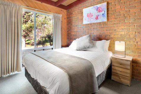 All Seasons Mansfield - Your Accommodation 2