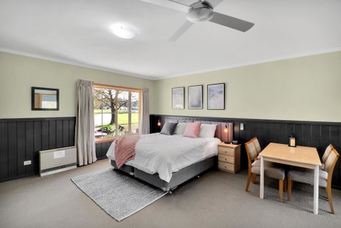 All Seasons Mansfield - Your Accommodation 3