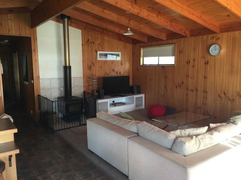 Alluvion Beach Cottage - Your Accommodation 2