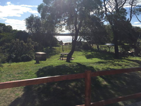 Alluvion Beach Cottage - Your Accommodation 1