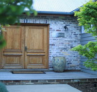 Amaroo - modern luxurious and chic - Your Accommodation