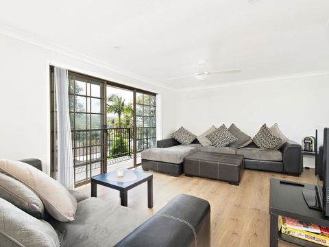 Amaroo Retreat @ Fingal Bay - Your Accommodation 0