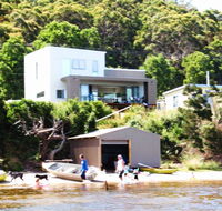 Amazing Ansons Bay Absolute Waterfront Beach House - Your Accommodation