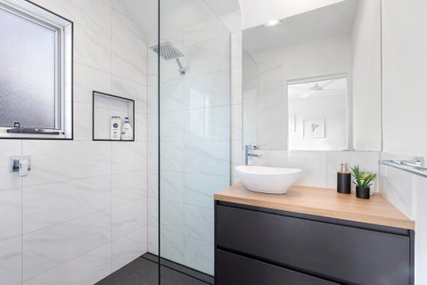 Amber House - Your Accommodation 2