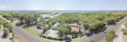 Amblin Holiday Park - Your Accommodation 2