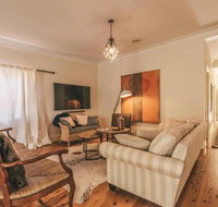 Ambrose On Byng - Central Location w/ 2 Bathroom - Your Accommodation