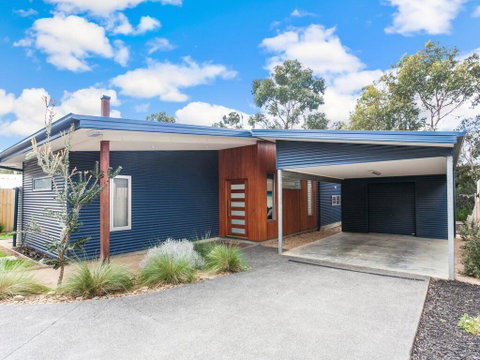 ANGLE BY THE SEA - Anglesea - Your Accommodation 0