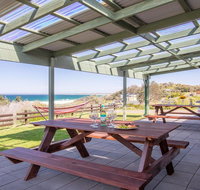 Antonio's Paradise - spectacular views over Warrain beach - Your Accommodation