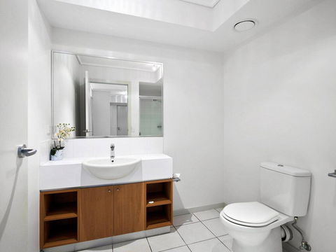 APARTMENT 11 PACIFIC APARTMENTS - Your Accommodation 3