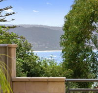 APARTMENT 23 PACIFIC APARTMENTS - sit on the deck and soak in the view - Your Accommodation