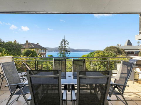 APARTMENT 26 PACIFIC APARTMENTS - Walk To Town - Your Accommodation 1