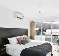 APOLLO 13 STUDIO - free wifi opposite beach - Your Accommodation