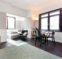 Apt - Art Deco Studio B - Your Accommodation