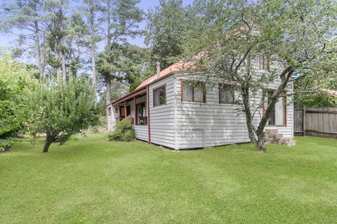 Arcadia Cottage - Your Accommodation 2