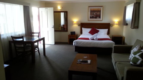 Armidale Pines Motel - Your Accommodation 0