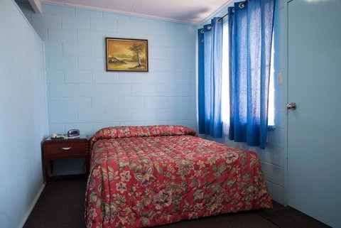 Artesian Motor Inn - Your Accommodation 2
